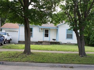 725 Edgefield Dr, Garland, TX 75040