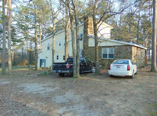 150 Bugger Hollar Ln, Batesville, AR 72501