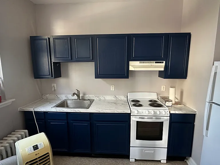 2001 Fitzwater St #1 — Photo 1