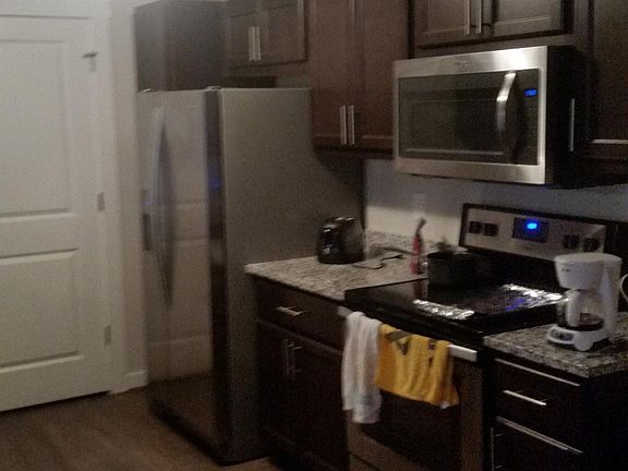 3rd image of 3444 Briarcliff Dr APT F