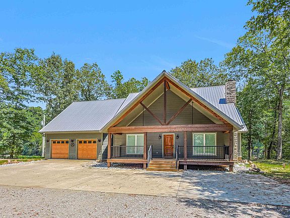 3rd image of 81 Rainbow Ln