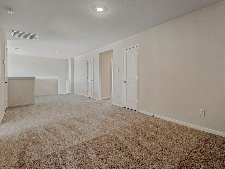 15802 Berry Hill Dr — Photo 18