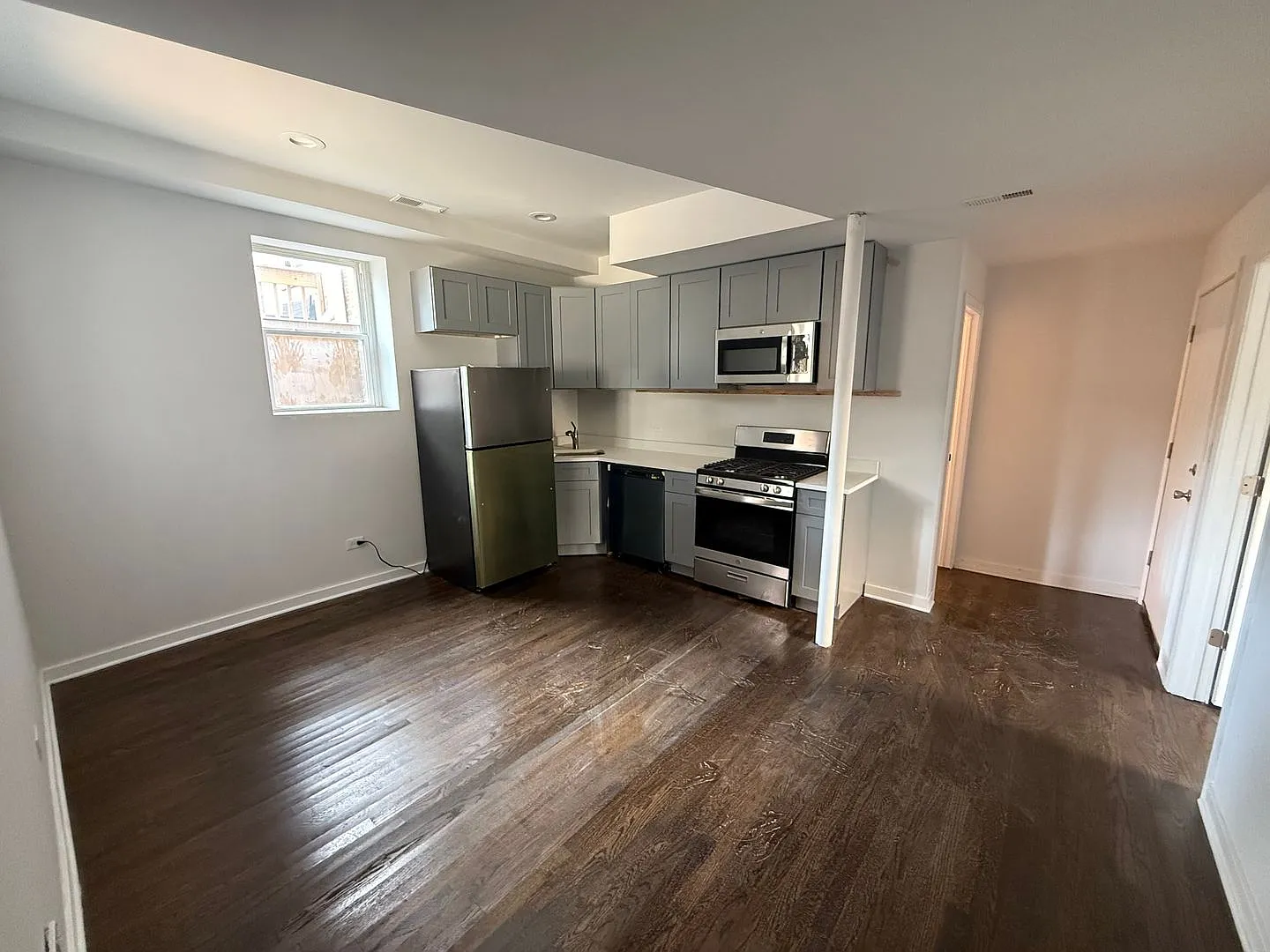 4332-36 W. Walton St. — Photo 3
