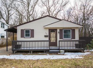 866 Oakcrest St SW, Wyoming, MI 49509