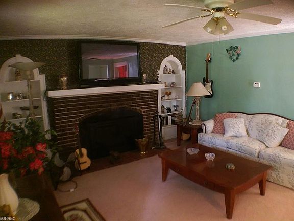 4th image of 345 10th St