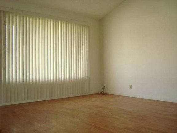 4th image of 2384 Ohara Ct