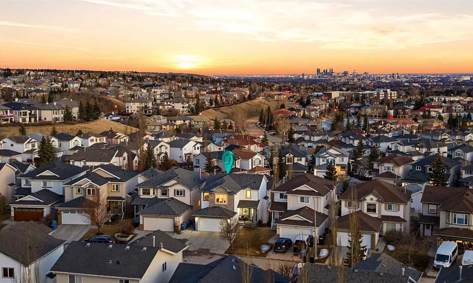 1st image of 214 Arbour Crest Rd NW