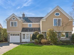 46 Wyatt Road, Garden City, NY
