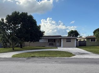 6940 SW 9th St, Pembroke Pines, FL 33023