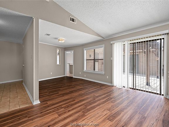 4th image of 1816 Brothers Blvd APT 12