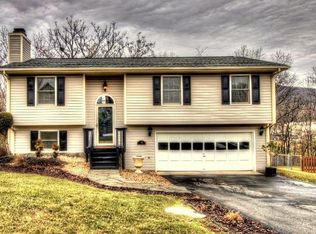 68 N Rome Dr, Roanoke, VA 24019