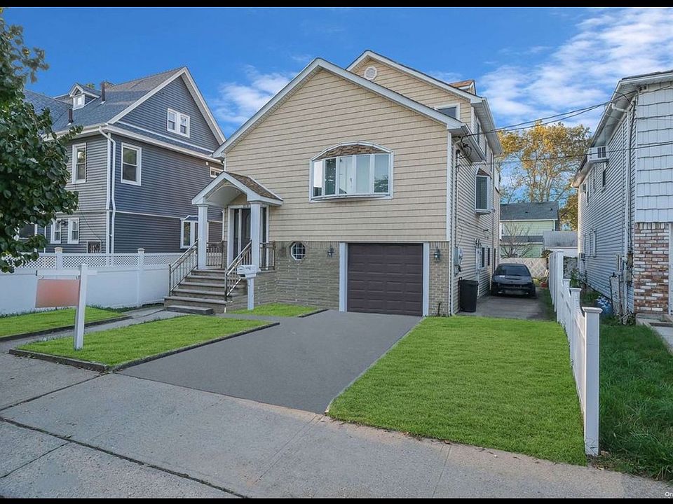 1st image of 218-11 94th Dr #1