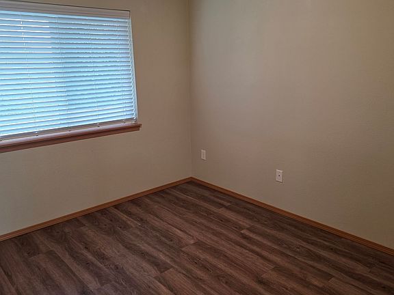 5th image of 1022 E 1st Ave #1022