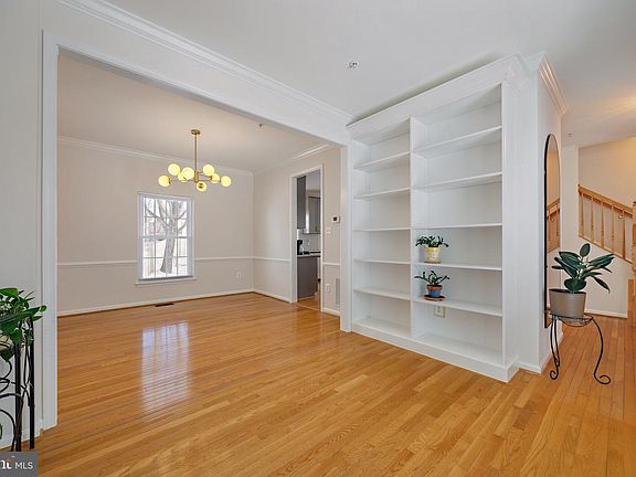2nd image of 10208 Running Brook Ln