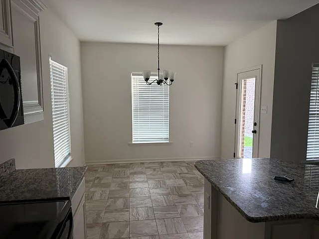 4838 Viola Farms Dr — Photo 3