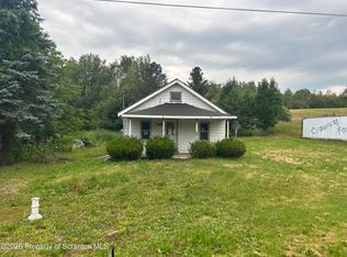 1900 Greenfield Rd, Jermyn, PA 18433
