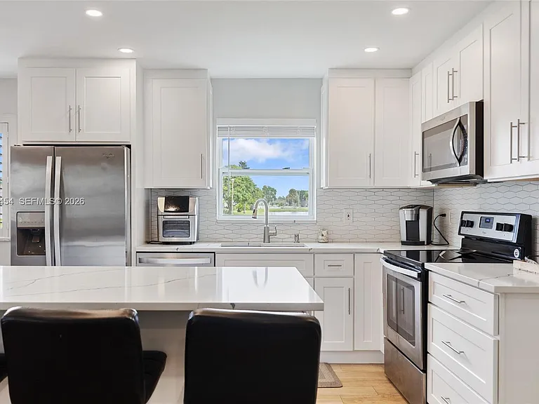 72 Monaco Ct #72-B — Photo 8