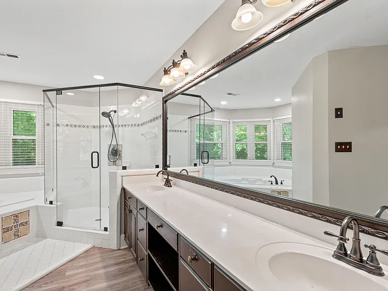 3833 Denmeade Dr — Photo 31