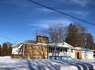 209 Park Ave, Cresson, PA 16630