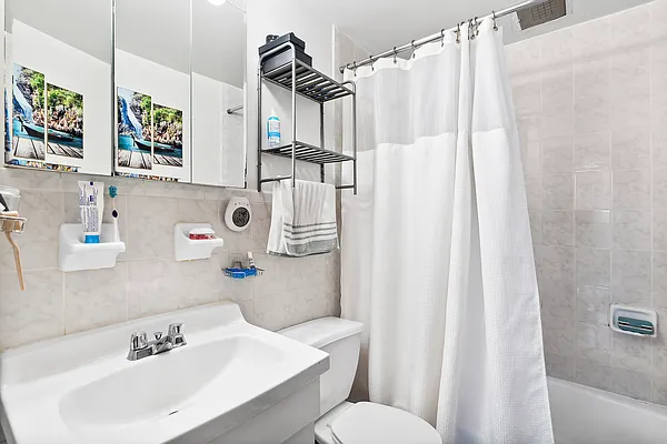 Rented by Corcoran | media 8