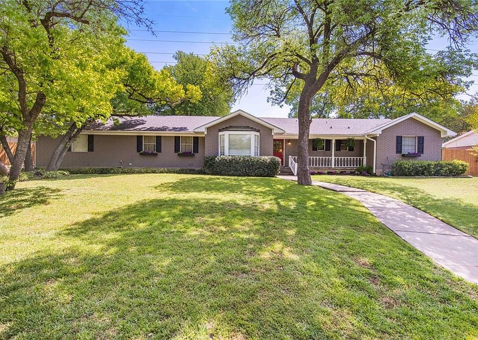 1st image of 8910 Oriole Dr