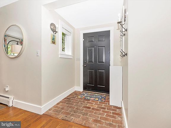 5th image of 5085 Fleming Rd