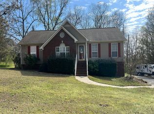 1223 Cinder Cir, Warrior, AL 35180
