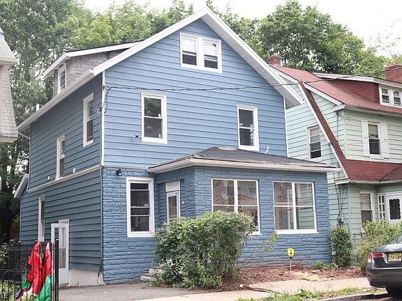 2nd image of 34-36 Salem St