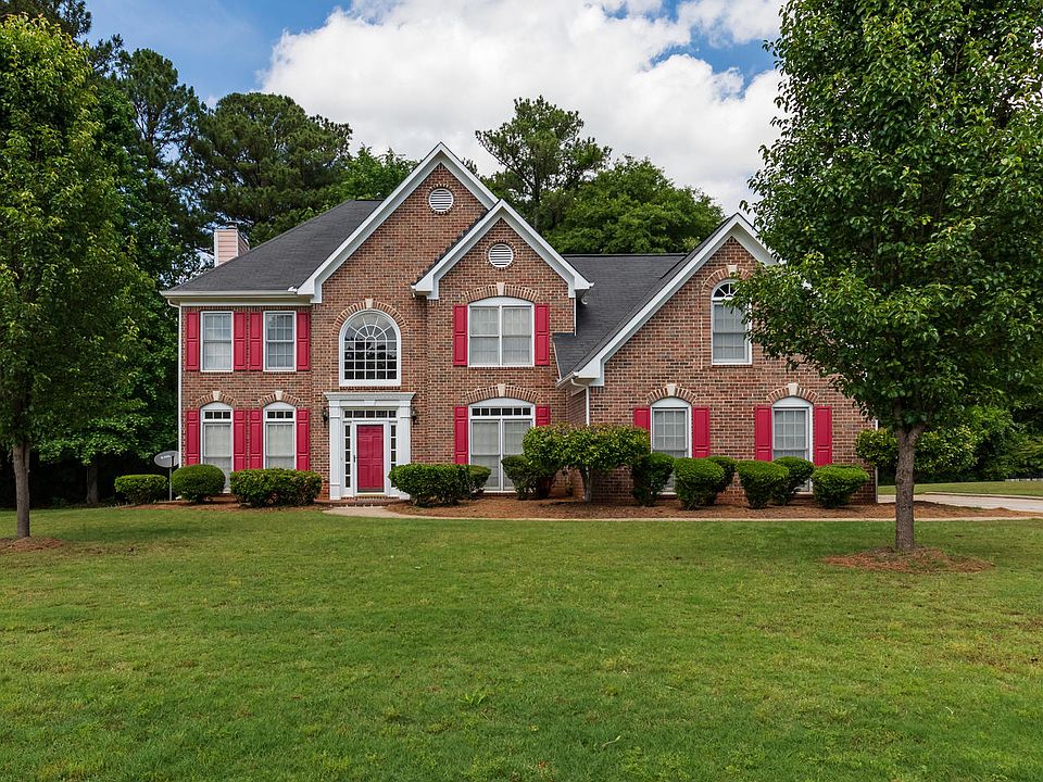 1st image of 2405 Twin Branches Ln