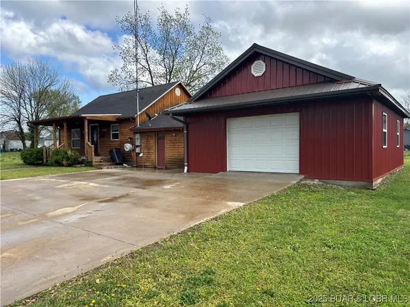 905 A St, Golden City, MO 64748