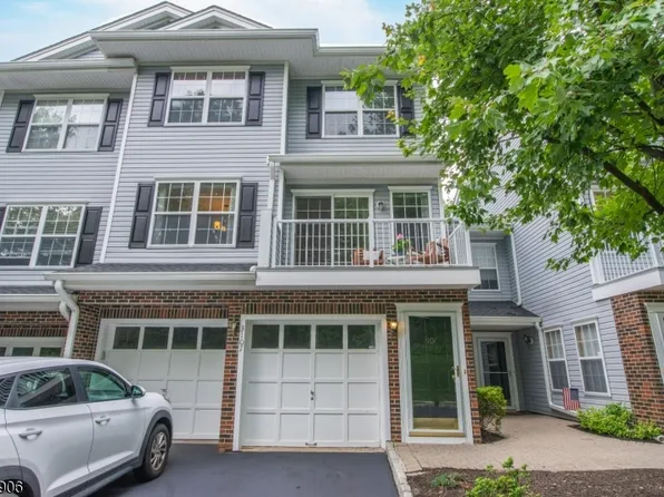 3107 Scenic Ct, Denville, NJ 07834