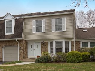 20 Fairbanks Ln, Basking Ridge, NJ 07920