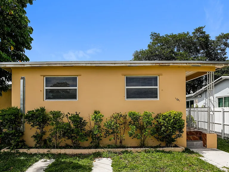 1841 NW 152nd St — Photo 1