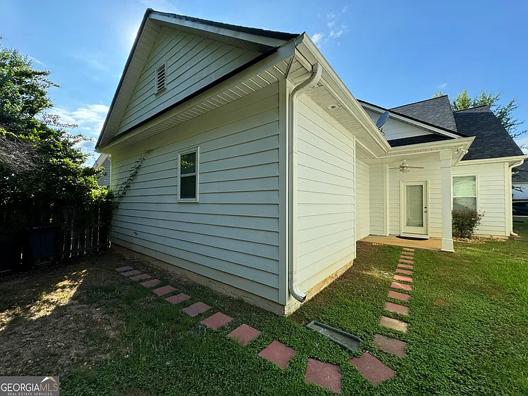 212 Turnbridge Cir — Photo 9