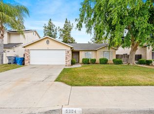 5304 W Ramona Ave, Fresno, CA 93722