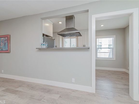 5th image of 13229 Arcturus Ave