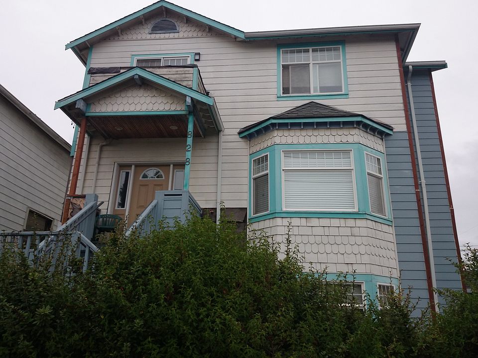 2nd image of 828 23rd Ave S