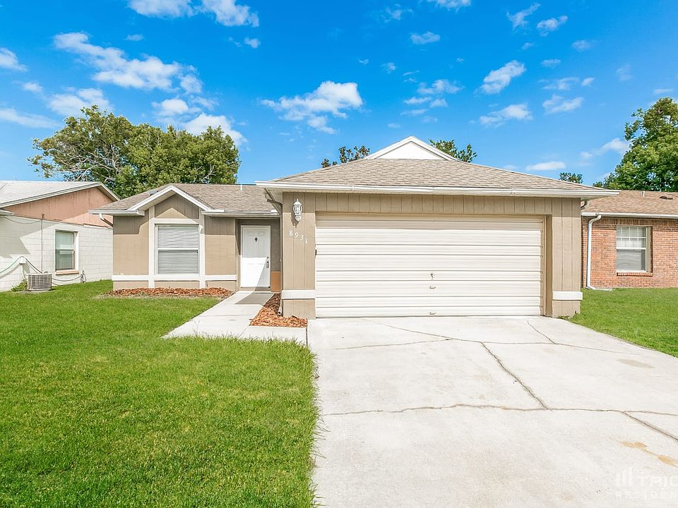 1st image of 8931 Valencia Gardens Dr