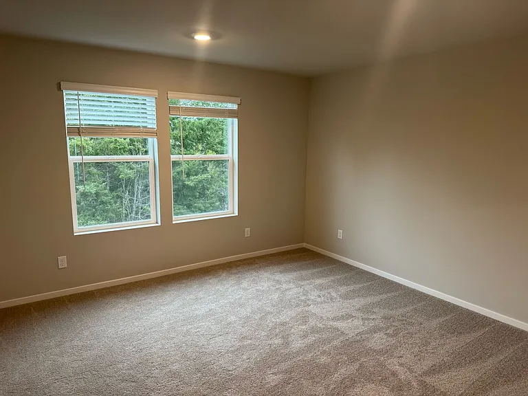 1441 SW Fielder Pl — Photo 27