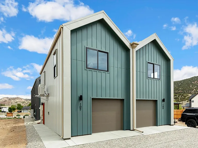 107 Confluence Rd #1 — Photo 31