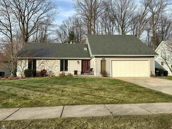 640 Victorian Woods Ct, Marysville, MI 48040