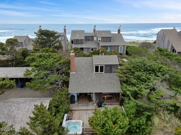 313 Salishan Dr #E, Gleneden Beach, OR 97388