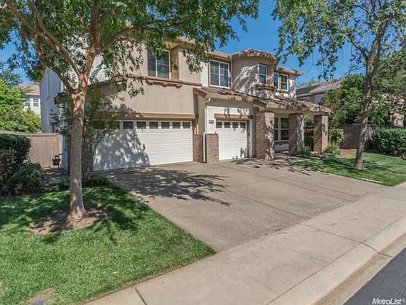 2nd image of 1805 Toby Dr