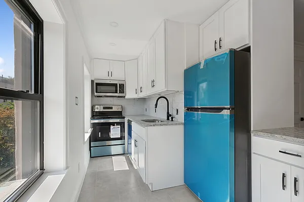 Rented by Corcoran | media 10