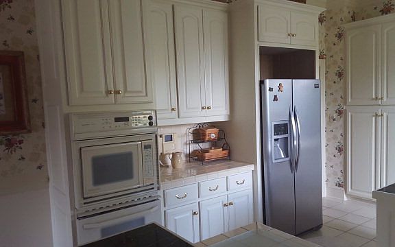 4th image of 2130 Redbud Ct