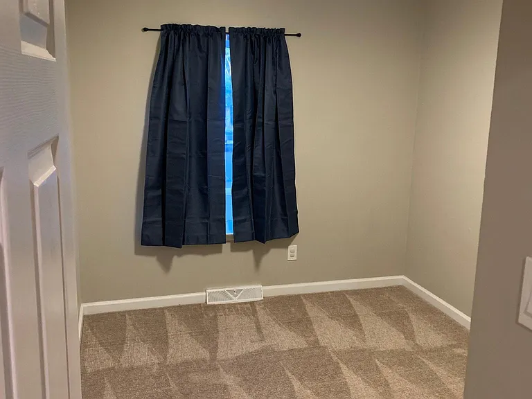 405 Rutledge Ct #405 — Photo 7