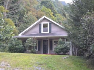 4356 Old Toe River Rd, Newland, NC 28657