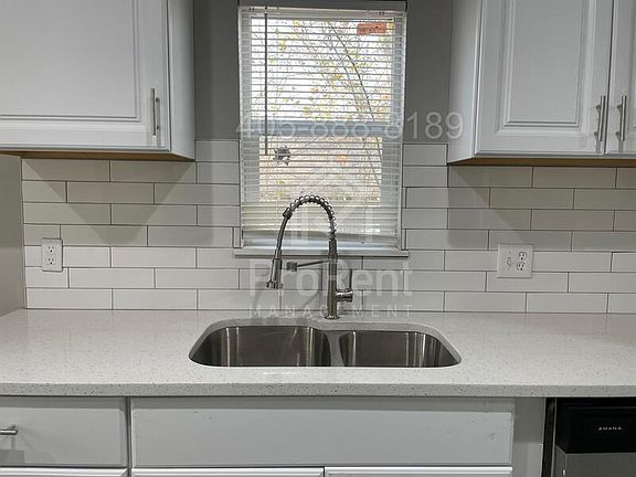 4th image of 1816 NE 24th St
