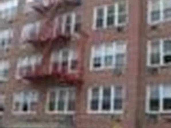 855 East 7th Street