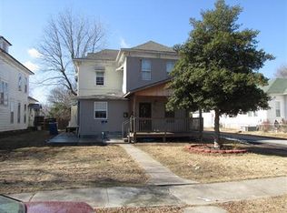 901 Clinton St, Carthage, MO 64836